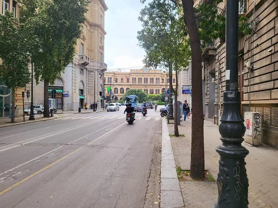 Apartment Casetta Poli- Appartamento Con Terrazza - Centro Storico Palermo Italy