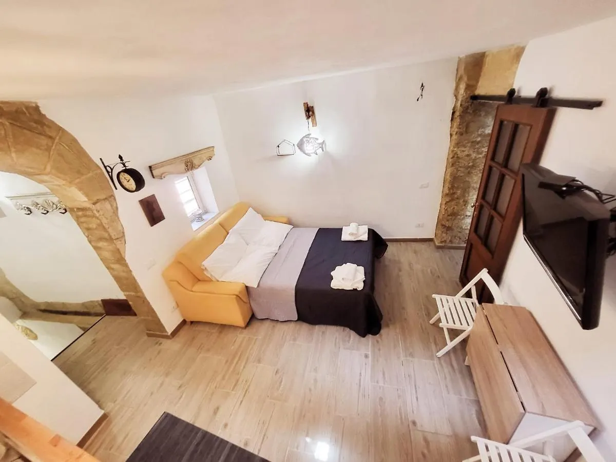 Lägenhet Casetta Poli- Appartamento Con Terrazza - Centro Storico Palermo Italien